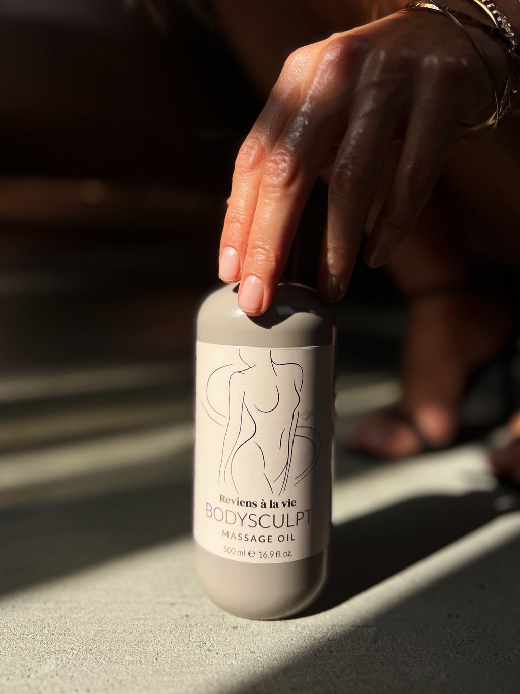 Reviens à la Vie BodySculpt Luxury Massage Oil with Aphrodisiac & Sculpting Effect  500 ml